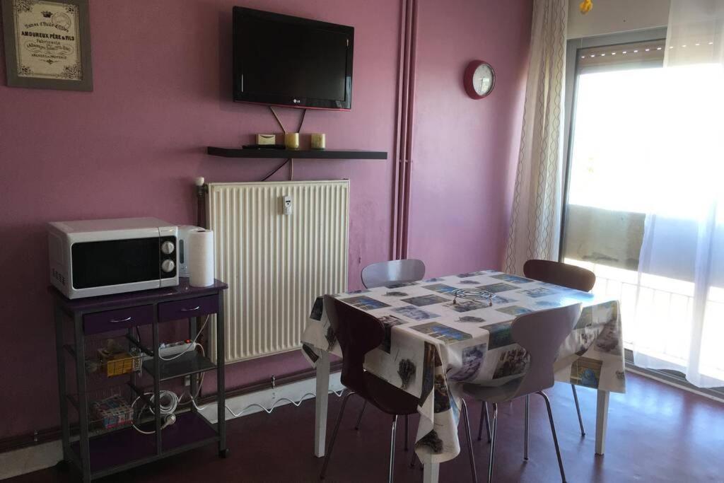 Meuble 28m2 Vue Cote Centre Et Massif De La Gardiole